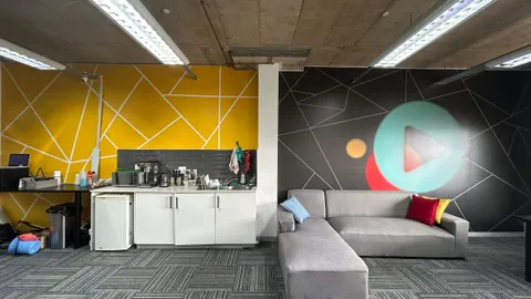 office 1st floor , netcash building, sandown (4).
